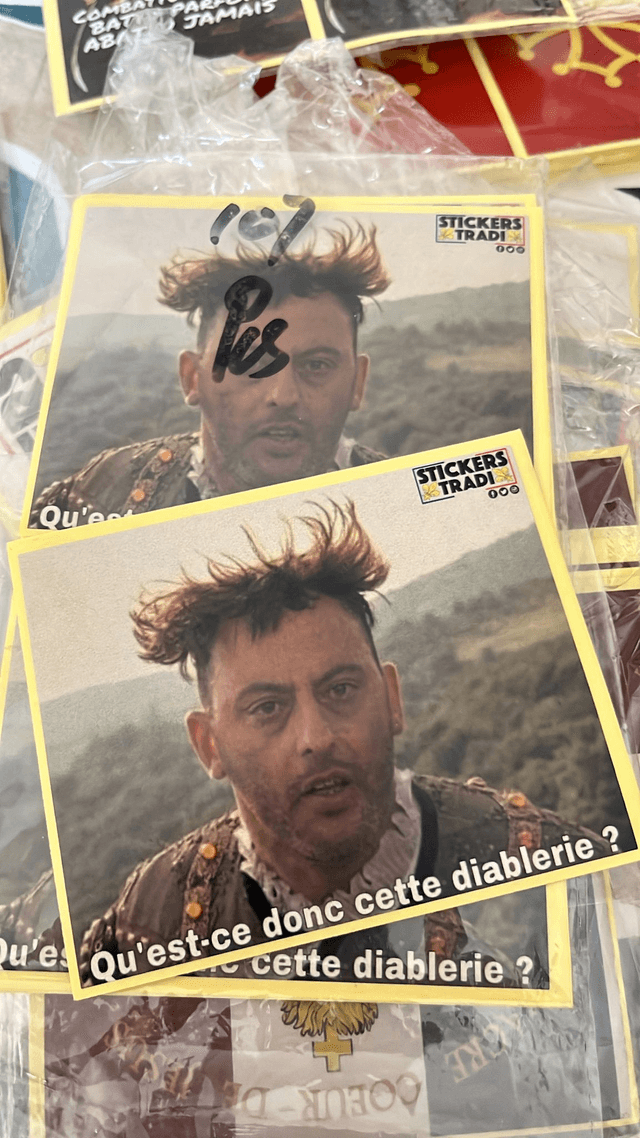 50 Stickers aléatoires [VICTIME DE SON SUCCÈS]